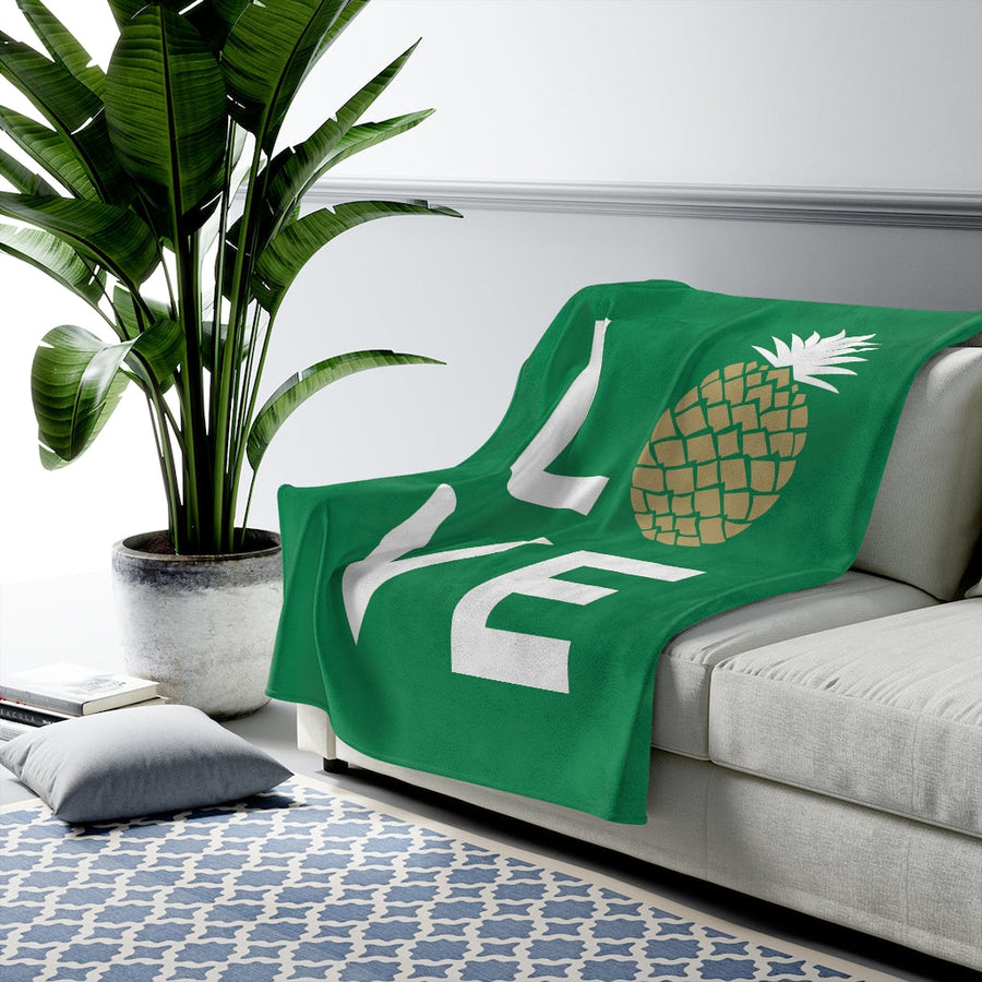 Pineapple Love Plush Blanket (Island Green) - Happy Pineapple Co.