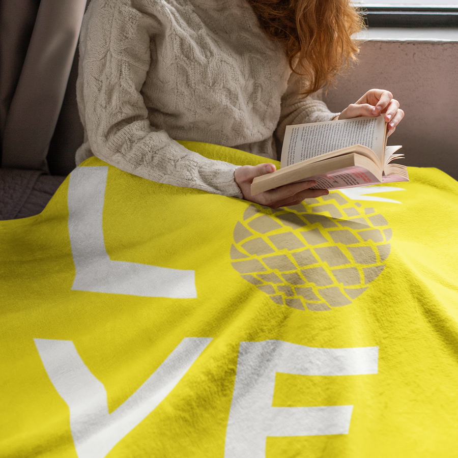 Pineapple Love Plush Blanket (Sunshine Yellow) - Happy Pineapple Co.