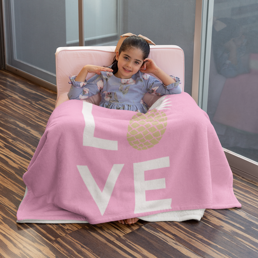 Pineapple Love Plush Blanket (Bubblegum Pink) - Happy Pineapple Co.