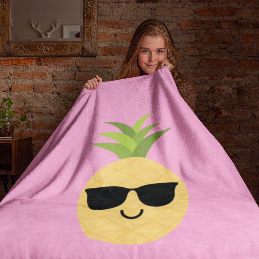 Happy Pineapple Plush Blanket (Bubblegum Pink) - Happy Pineapple Co.